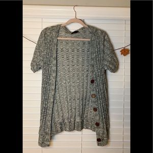 Gray stripe design cardigan